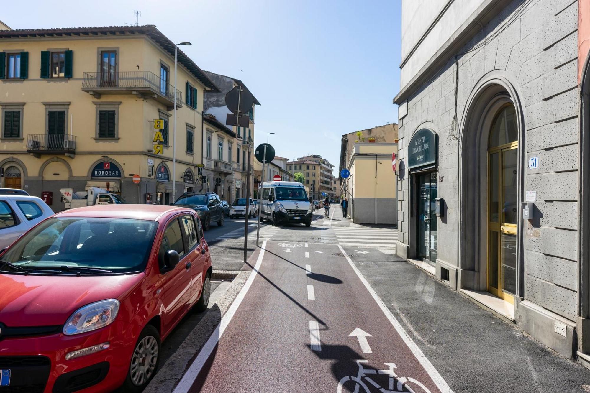 Toselli With Terrace Apartment Florence