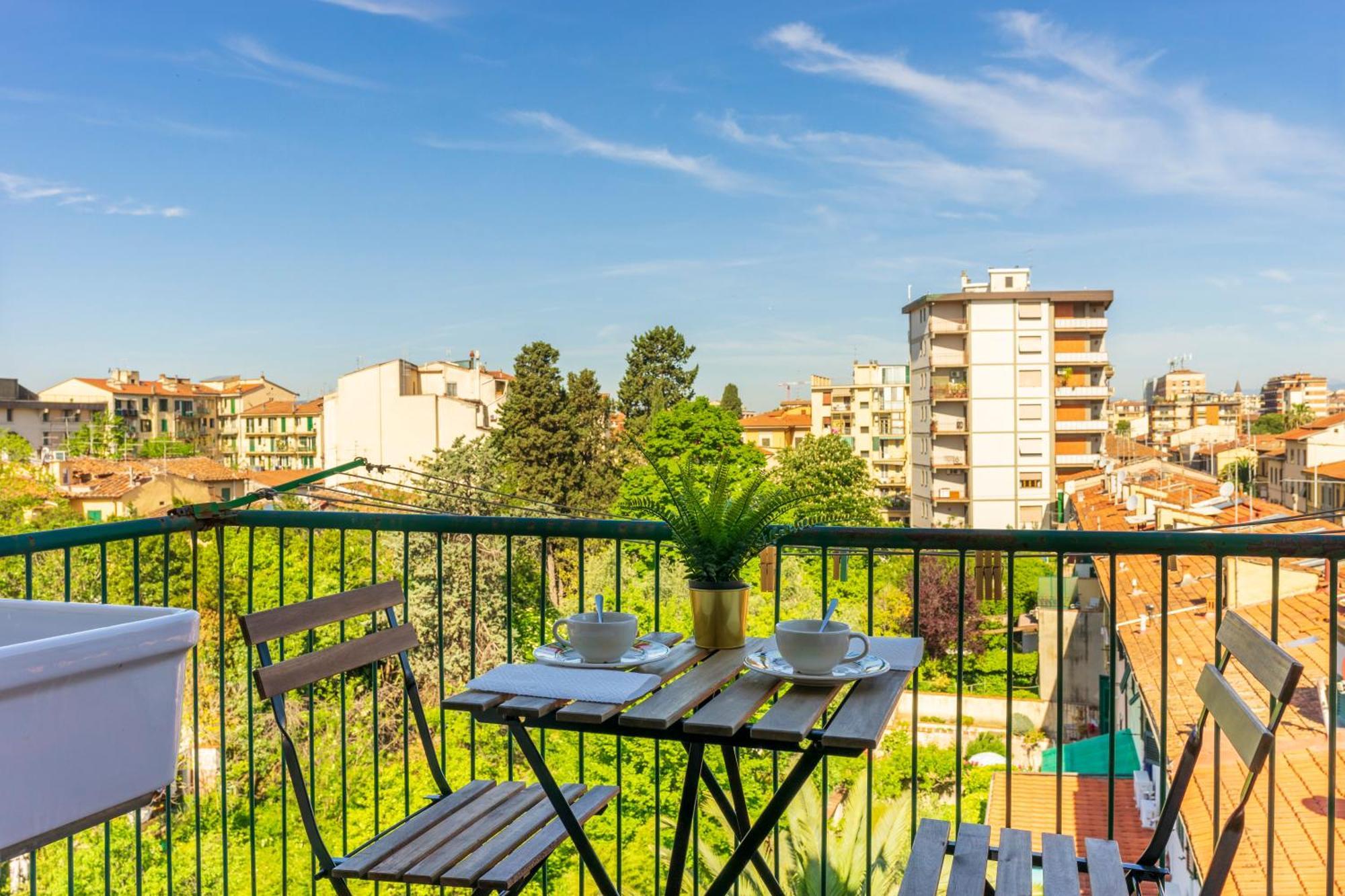 Toselli With Terrace Apartment *